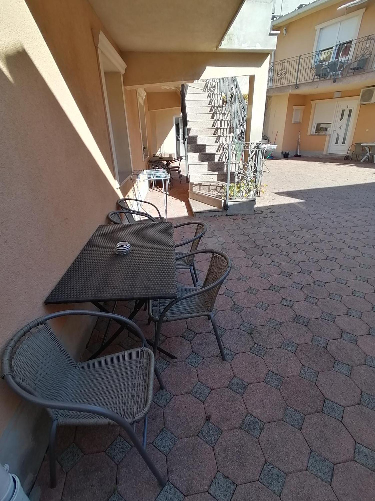 Apartmani Golomeic ツリクヴェニツァ エクステリア 写真